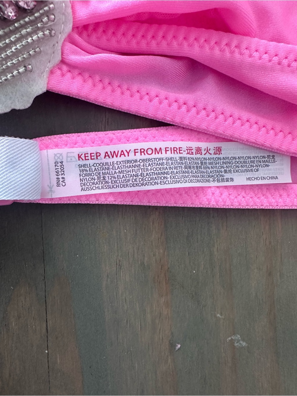 Urban Outfitters Hot Pink Bikini Top - Picture 3 of 6